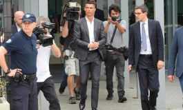 Resmi, Cristiano Ronaldo Divonis 2 Tahun Penjara