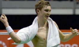 Tersingkir dari Korea Open 2018, Netizen Tuduh Viktor Axelsen Sengaja Mengalah Gara-gara Ini