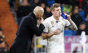Zidane Irit Informasi Soal Masa Depan Kroos