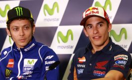 Rossi dan Marquez Beda Pandangan Soal Jump Start