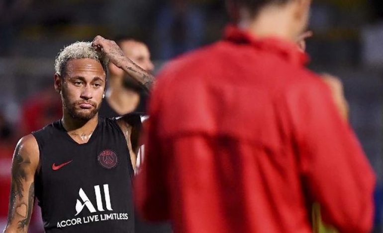 Sama-sama Kejar Neymar, Tawaran Barcelona dan Real Madrid Ditolak PSG