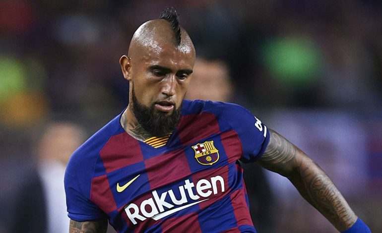 Bahas Potensi Transfer, Barcelona Akan Berdiskusi dengan Vidal