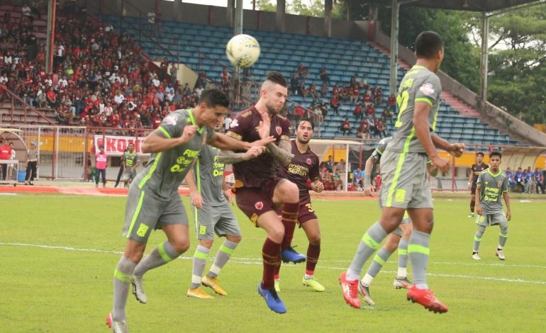 PSM dan Borneo FC Berbagi Poin di Makassar