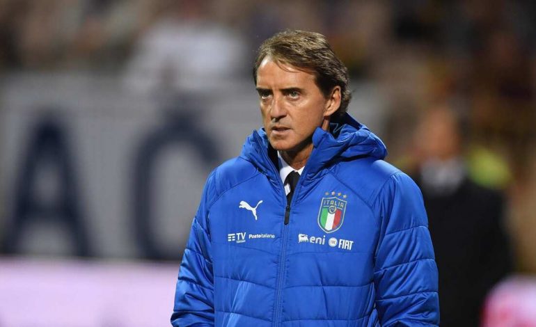 Roberto Mancini Tak Setuju Liga Serie A Dilanjutkan