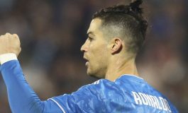Jangan Khawatir, Cristiano Ronaldo Bakalan Bertahan di Juventus