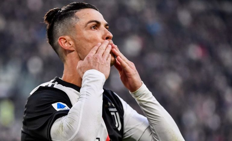 Cristiano Ronaldo Sudah Tiba di Turin, Jalani Isolasi 14 Hari Sebelum Kembali Berlatih