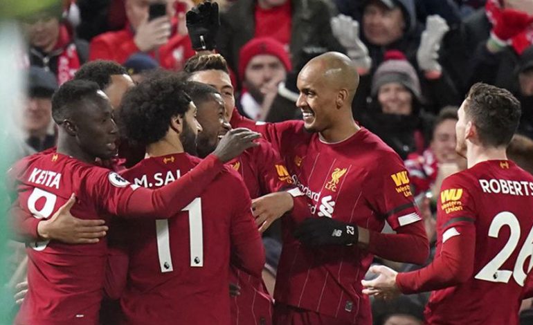 Liverpool Diperbolehkan Melakukan Seremoni Pengangkatan Piala Premier League