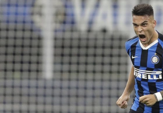 Luis Suarez Sarankan Lautaro Martinez Bertahan Setahun Lagi Sebelum ke Barcelona