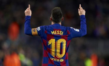 Ronaldo Bahas Masa Depan Messi di Barcelona