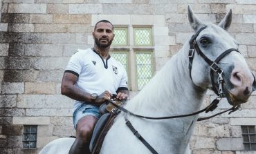 Keren! Ricardo Quaresma Diperkenalkan Klub Baru Sambil Naik Kuda
