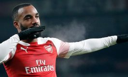 Arsenal Diminta Lepaskan Lacazette Jika Itu Artinya Mereka Bisa Dapatkan Partey