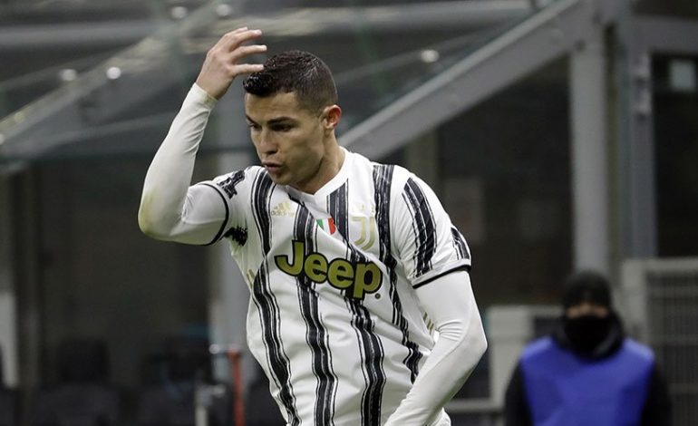 Juventus Perpanjang Kontrak Cristiano Ronaldo?