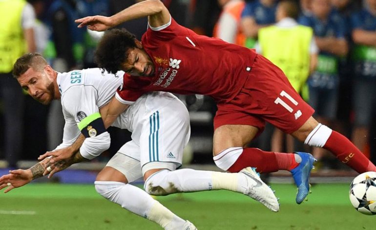 ‘Reuni’ Salah dengan Ramos di Liga Champions, Ini Klaim Roberto Carlos