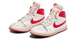 Wow, Sepatu Michael Jordan 1984 Laku Sebesar 21 Miliar Rupiah