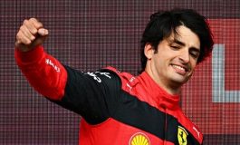 Carlos Sainz Jr Sesumbar Akan Bersaing untuk Gelar Juara F1 2022