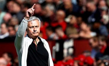 Kekinya Mourinho Jadi Korban PHP Pejabat Teras MU