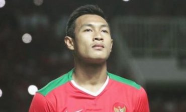 Hadiri Pernikahan Rekan, Hansamu Yama Kedapatan Foto Bareng Wanita Cantik Ini