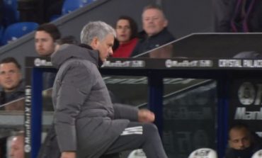 MU Ditahan Valencia, Mourinho Salahkan Polisi