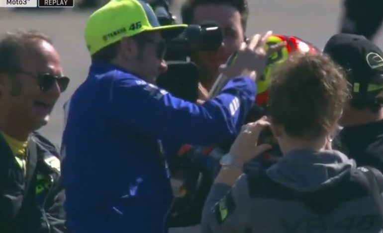Saking Kesalnya, Valentino Rossi Sampai Mau Kasih Tape Recorder di Garasi Yamaha
