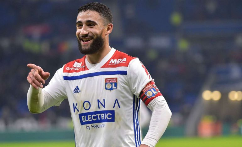 Olympique Lyon Benarkan Nabil Fekir Negosiasi Transfer