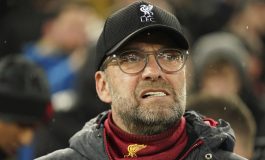 Jurgen Klopp 'Latih' Skuad Liverpool Lewat Grup WhatsApp