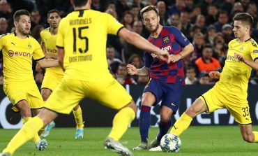 Barcelona Masih Paksa Ivan Rakitic Tinggalkan Klub?