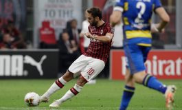 AC Milan Pertahankan Stefano Pioli, Hakan Calhanoglu Ikut Hepi