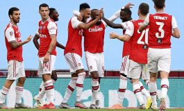 Perbaiki Lini Pertahanan, Arsenal Diminta Jual Empat Bek Sekaligus