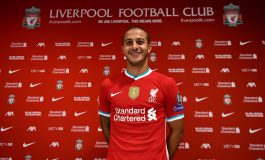 Thiago Alcantara Dikontrak Liverpool hingga 2024