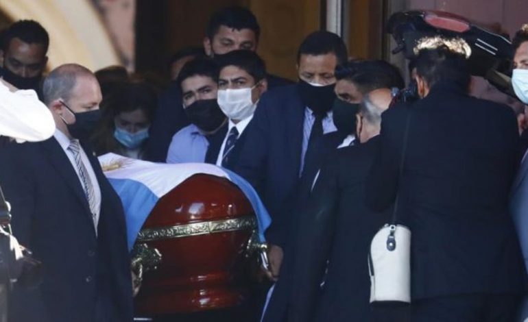 Haru Biru Pemakaman Diego Maradona
