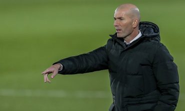 Zinedine Zidane Biarkan Masa Depannya di Real Madrid Tetap Kabur