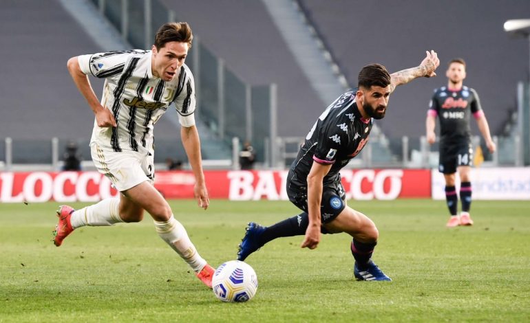 Juventus vs Napoli: Bianconeri Gebuk Partenopei 2-1
