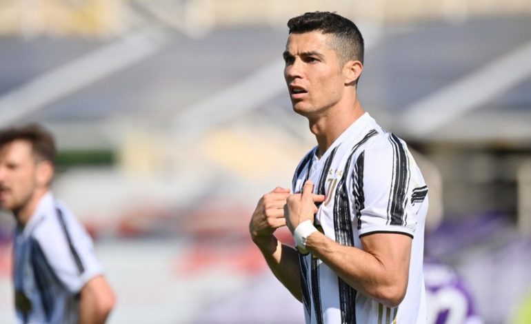 Cristiano Ronaldo Kian Dekat dengan Pintu Keluar Juventus