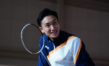 Kento Momota Sukai Pebulu Tangkis Cantik Ini