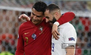 Cristiano Jagokan Benzema Raih Balon d'Or 2021